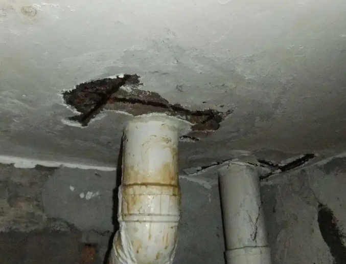 宝鸡卫生间漏水维修公司浅析宝鸡卫生间渗水维修的方法